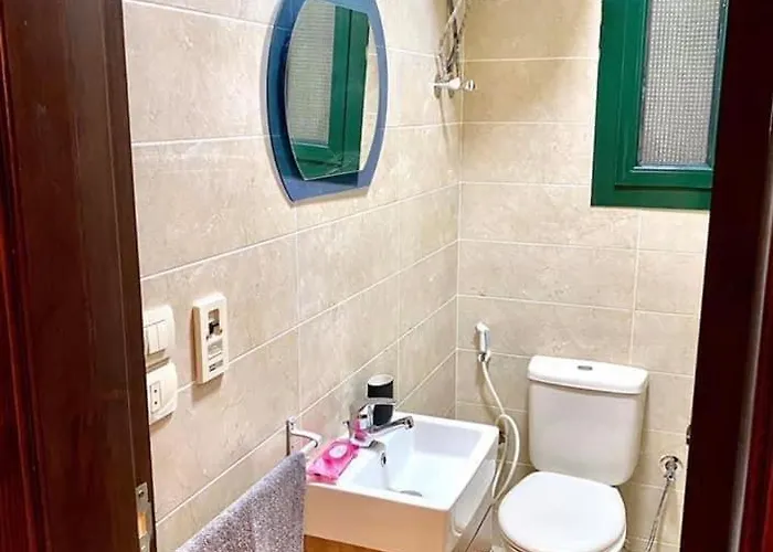 Apartment Furnished At La Hacienda *